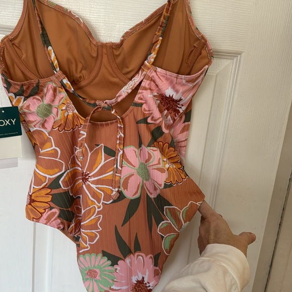 NWT ROXY one piece - Picture 2 of 4